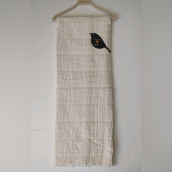 🎁Piscatextil Throw Blanket - Ivory with Ivory Stitching